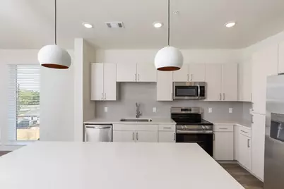 1690 North Loop #372, Houston, TX 77009 - Photo 8