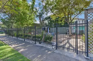 1513 19th St, Galveston, TX 77550 - Photo 14