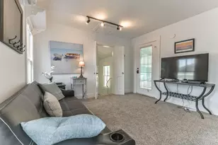 1513 19th St, Galveston, TX 77550 - Photo 36