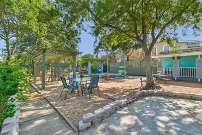 1513 19th Street, Galveston, TX 77550 - Photo 8