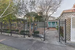 1513 19th St, Galveston, TX 77550 - Photo 32