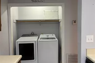 8299 Cambridge St, Houston, TX 77054 - Photo 12