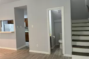 8299 Cambridge St, Houston, TX 77054 - Photo 4