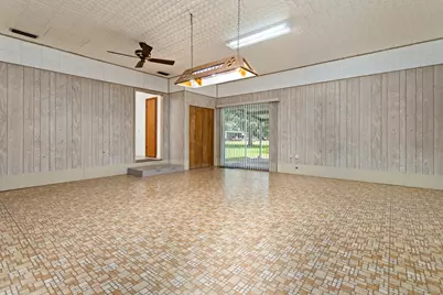 621 Henry Lane, Winnie, TX 77665 - Photo 18