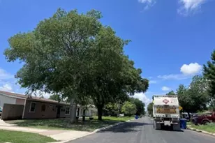 4227 King Krest Dr, San Antonio, TX 78219 - Photo 2
