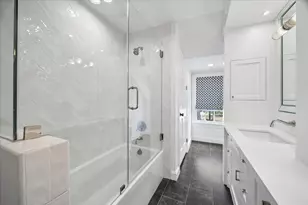 2439 Stanmore Dr, Houston, TX 77019 - Photo 28