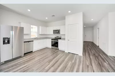 10319 Malta Trace Drive, Rosharon, TX 77583 - Photo 14
