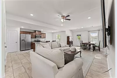 10920 Fairview Drive, Conroe, TX 77385 - Photo 8
