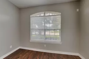 21638 Wildcroft Dr, Katy, TX 77449 - Photo 2