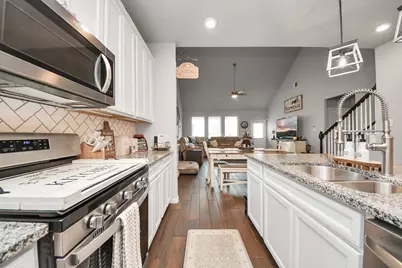 2394 Bishop Lagoon Way, La Porte, TX 77571 - Photo 14