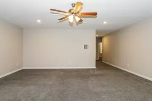 12469 Lake Conroe Hills Dr, Willis, TX 77318 - Photo 10