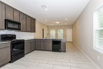 12469 Lake Conroe Hills Drive, Willis, TX 77318 - Photo 6