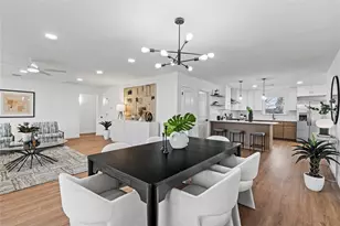 5023 Redstart St, Houston, TX 77035 - Photo 12