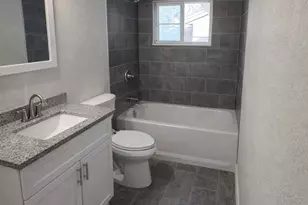 5423 Grace Point Ln, Houston, TX 77048 - Photo 4