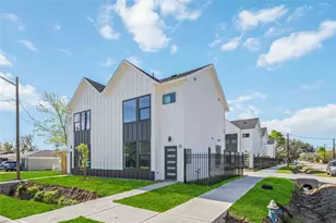 4501 Newberry St, Houston, TX 77051 - Photo 2