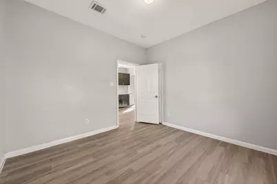 8211 Parnell Street, Houston, TX 77051 - Photo 8