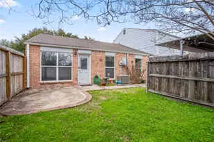 11817 Southlake Dr, Houston, TX 77077 - Photo 22