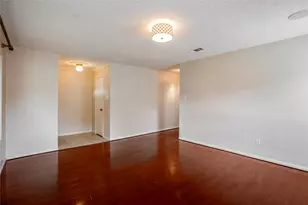 11817 Southlake Dr, Houston, TX 77077 - Photo 8