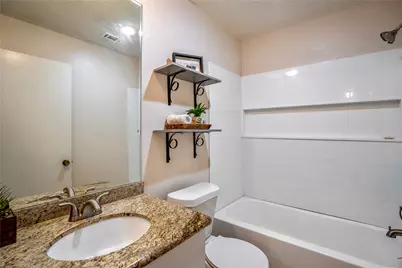 11817 Southlake Drive, Houston, TX 77077 - Photo 18