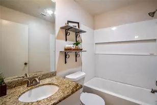 11817 Southlake Dr, Houston, TX 77077 - Photo 18