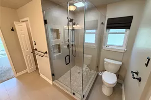 62 Raintree Ct, Lake Jackson, TX 77566 - Photo 24