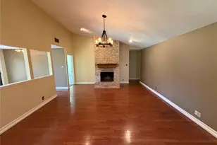 62 Raintree Ct, Lake Jackson, TX 77566 - Photo 18