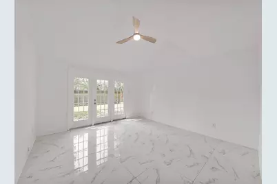 8715 Covent Garden Street, Houston, TX 77031 - Photo 14