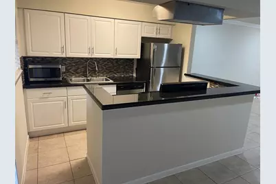 8229 Kingsbrook Road #228, Houston, TX 77024 - Photo 4