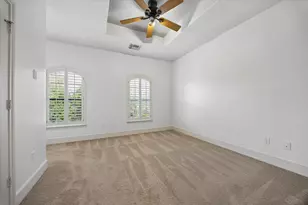 4523 Maple St, Bellaire, TX 77401 - Photo 30