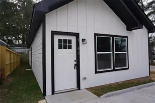 9583 Darkwood, Willis, TX 77318 - Photo 2