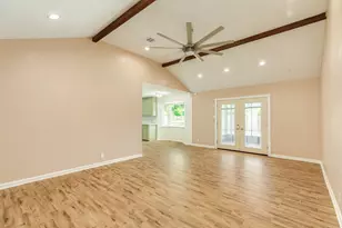 102 Turner St, Clute, TX 77531 - Photo 14