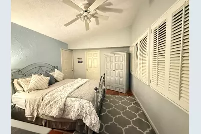 728 Hogan Drive, Conroe, TX 77302 - Photo 8