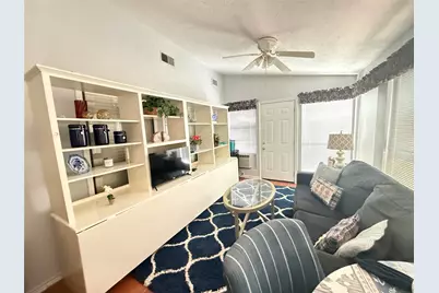 728 Hogan Drive, Conroe, TX 77302 - Photo 4