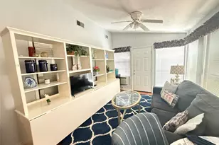 728 Hogan Dr, Conroe, TX 77302 - Photo 4