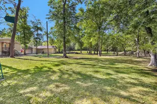 13713 Sarah Cir Dr, Willis, TX 77378 - Photo 40