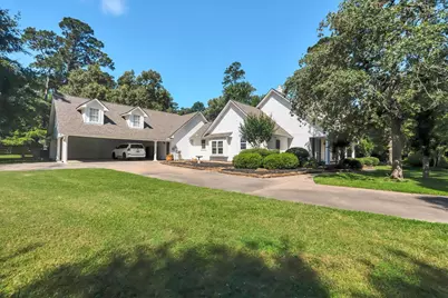 2326 Timberknob Court, Magnolia, TX 77355 - Photo 2