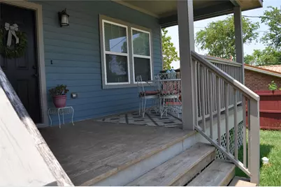 913 Independence Street, Brenham, TX 77833 - Photo 2