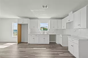 12824 Bermuda Beach Dr, Galveston, TX 77554 - Photo 6