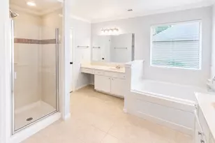 14802 Hollydale Dr, Houston, TX 77062 - Photo 14