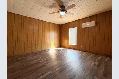 3807 Lands End Court, Granbury, TX 76048 - Photo 12