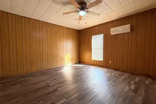 3807 Lands End Ct, Granbury, TX 76048 - Photo 12