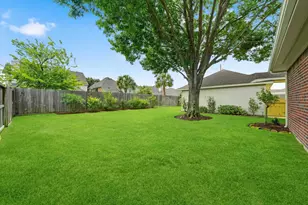 5718 Pebble Bank Ln, Houston, TX 77041 - Photo 38