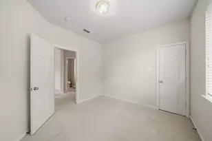 5718 Pebble Bank Ln, Houston, TX 77041 - Photo 26