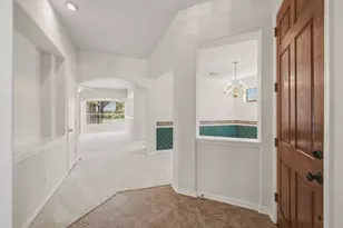5718 Pebble Bank Ln, Houston, TX 77041 - Photo 2