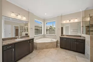 5718 Pebble Bank Ln, Houston, TX 77041 - Photo 20