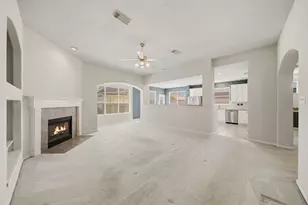 5718 Pebble Bank Ln, Houston, TX 77041 - Photo 8