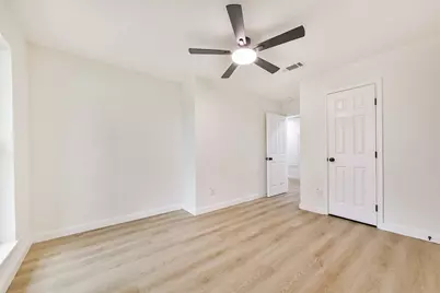8927 Alcott Drive, Houston, TX 77080 - Photo 18