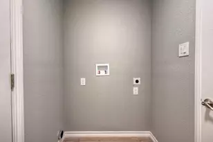 10157 Barberry St, Willis, TX 77318 - Photo 18