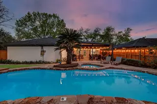 9406 Opelika St, Houston, TX 77080 - Photo 12