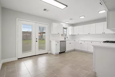9231 Cobbleshire Drive, Houston, TX 77037 - Photo 6